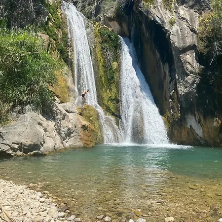 Camping Fonts Del Algar Callosa de Ensarriá
